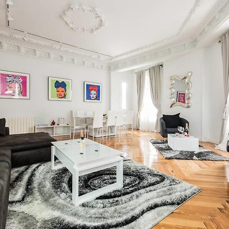Апартаменты M&F Attic With Great Views Мадрид Экстерьер фото